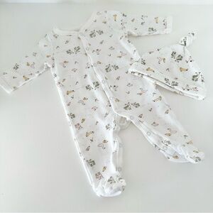 Farm Animal Print Baby Onesie & Hat Set